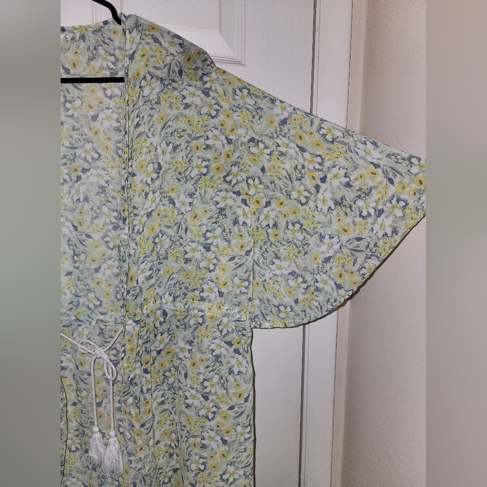 LC Drawstring Kimono (OS) - Picture 4 of 6